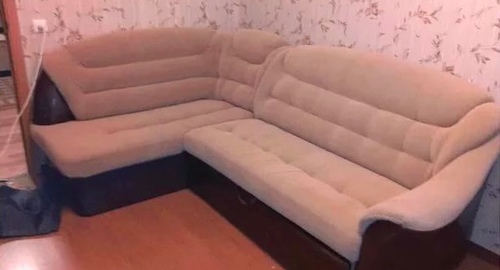 Перетяжка углового дивана. Киренск